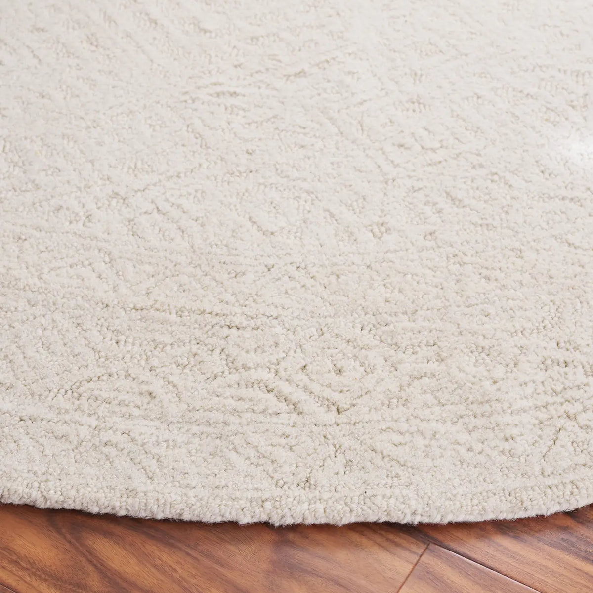 Safavieh Textural 6'-0" x 6'-0" Rug in Ivory