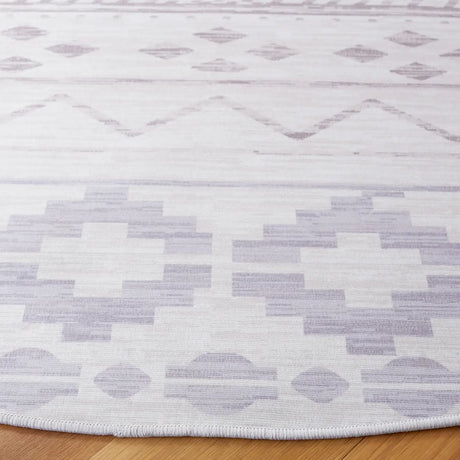 Safavieh Tucson 6'-0" x 6'-0" Rug in Beige / Grey