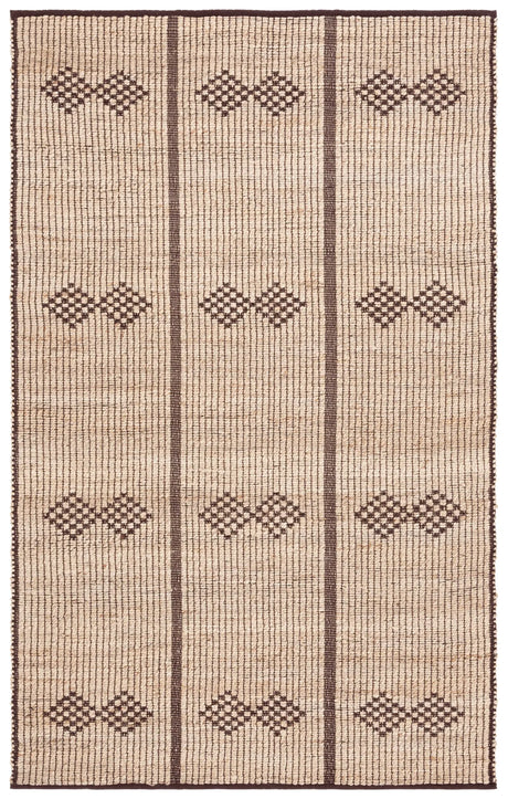 Safavieh Natural Fiber 4'-0" x 6'-0" Rug in Natural / Brown