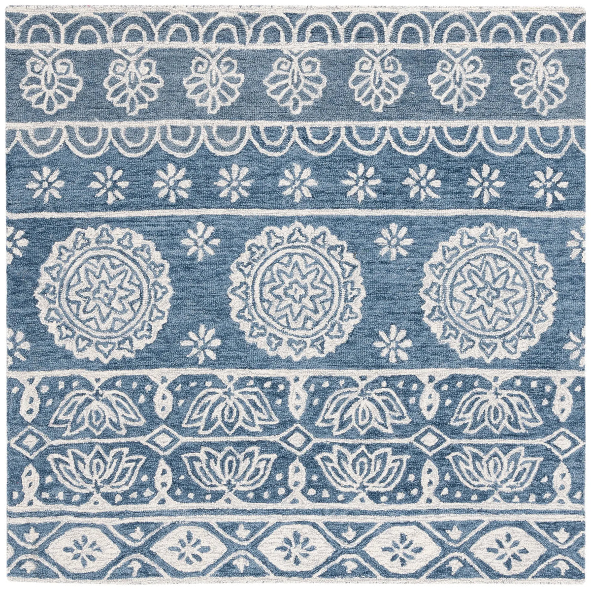 Safavieh Micro-Loop 5'-0" x 5'-0" Rug in Blue / Ivory