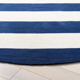 Safavieh Montauk 5'-0" x 5'-0" Rug in Navy / Ivory