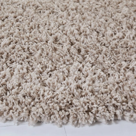 Safavieh Venus Shag 500 5'-3" x 5'-3" Rug in Taupe