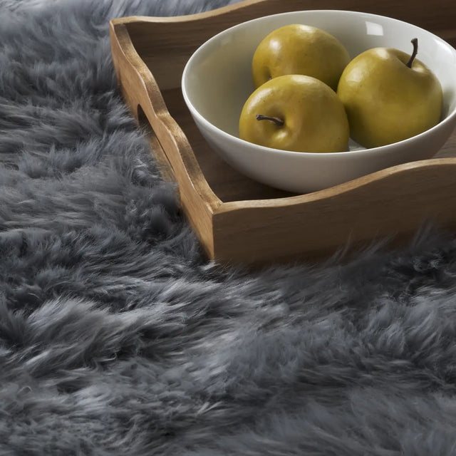 Safavieh Sheep Skin 3'-0" x 5'-0" Rug in Steel Blue