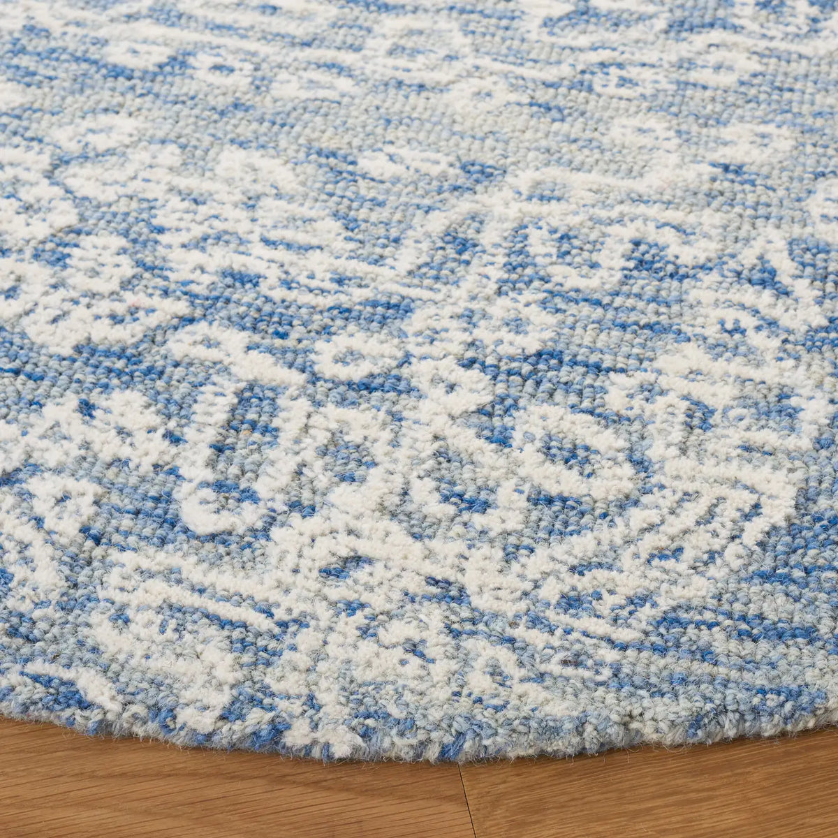 Safavieh Metro 6'-0" x 6'-0" Rug in Blue / Ivory