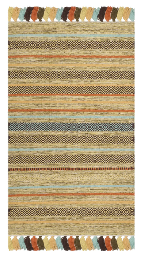 Safavieh Montauk 2'-6" x 4'-0" Rug in Green / Multi