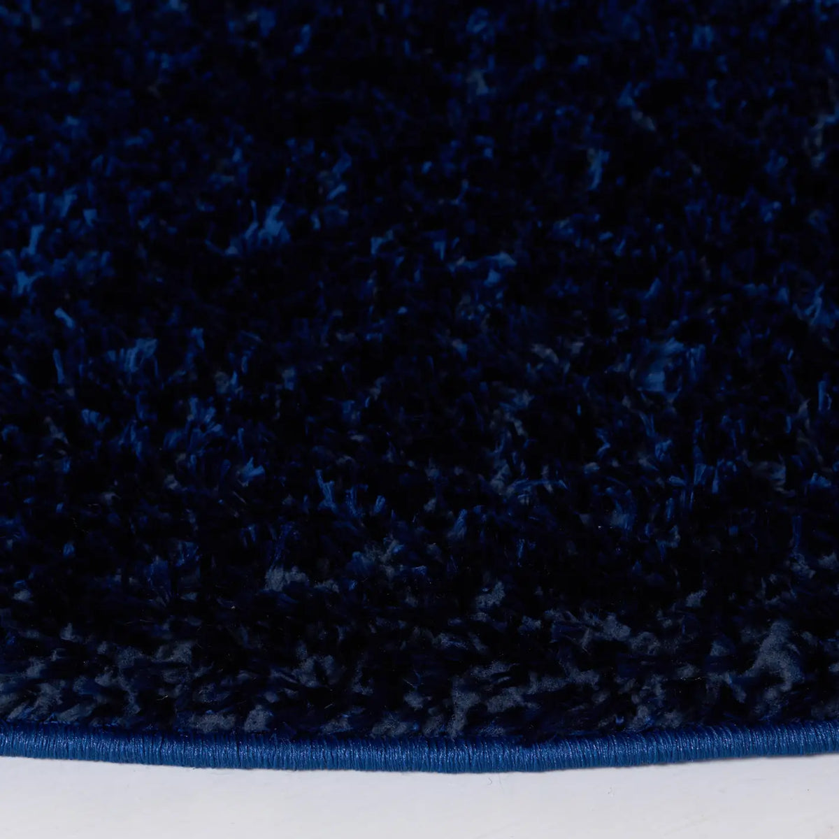 Safavieh Tahoe Shag 6'-7" x 6'-7" Rug in Navy