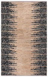Safavieh Natural Fiber 4'-0" x 6'-0" Rug in Natural / Black