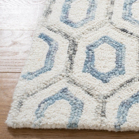 Safavieh Metro 8'-0" x 10'-0" Rug in Ivory / Blue