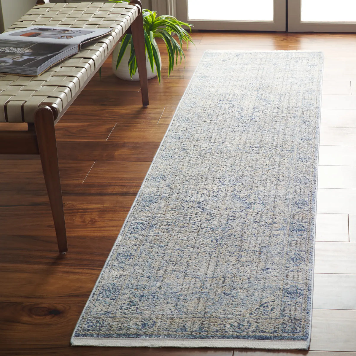 Safavieh Dream 2'-0" x 8'-0" Rug in Grey / Turquoise