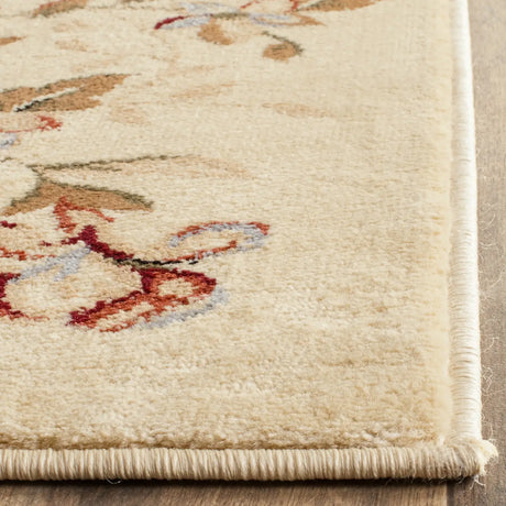 Safavieh Lyndhurst 5'-3" x 7'-6" Rug in Beige