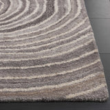 Safavieh Abstract 4'-0" x 6'-0" Rug in Grey / Ivory