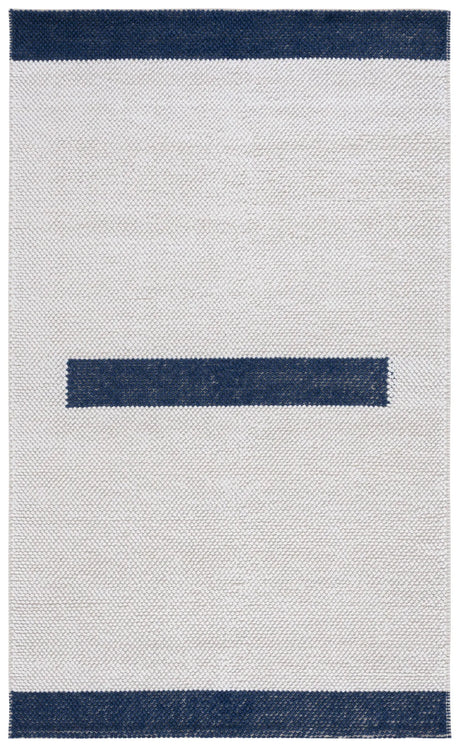 Safavieh Natura 4'-0" x 6'-0" Rug in Ivory / Navy