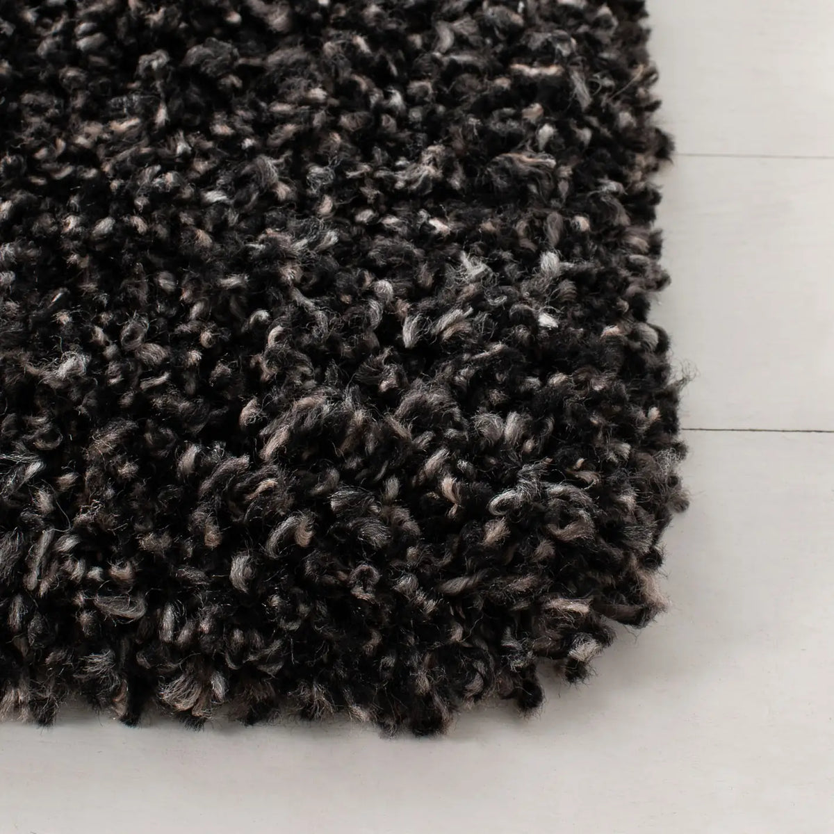 Safavieh Evolution Shag 500 4'-0" x 6'-0" Rug in Charcoal
