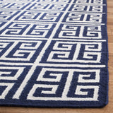 Safavieh Dhurries 5'-0" x 8'-0" Rug in Navy / Ivory