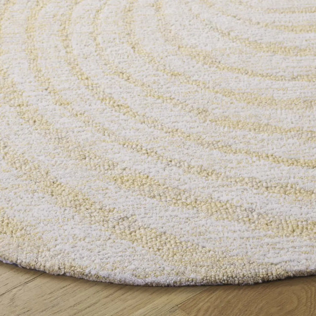 Safavieh Novelty 3'-0" x 3'-0" Rug in Light Gold / Ivory