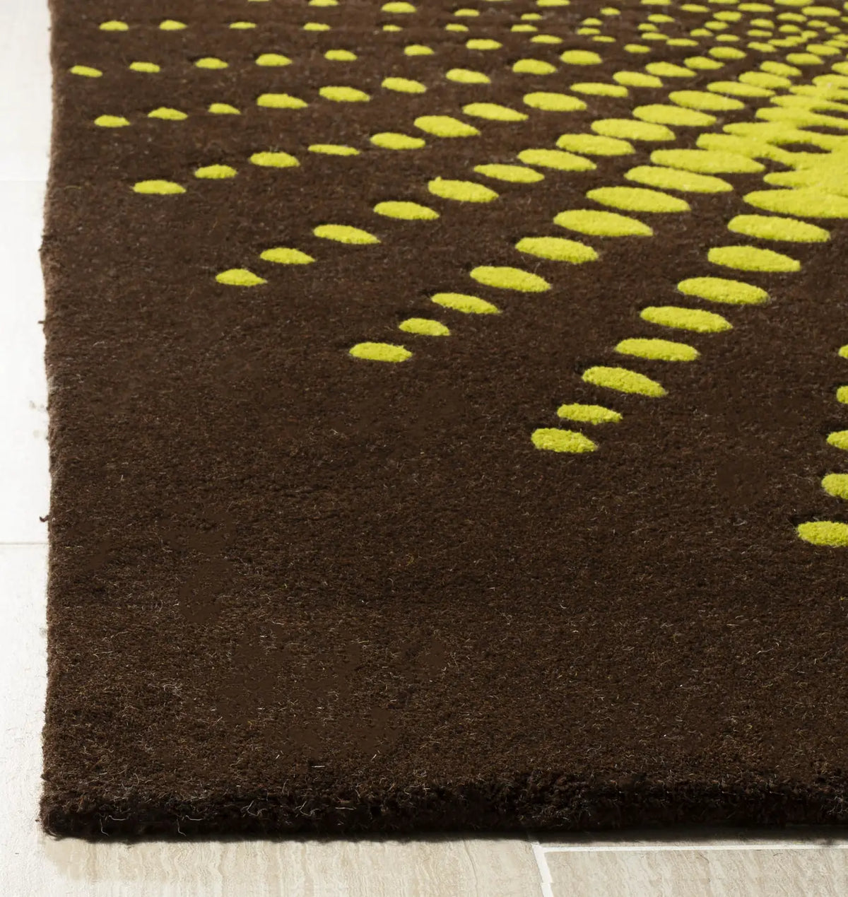 Safavieh Soho 3'-6" x 5'-6" Rug in Brown / Green