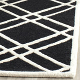 Safavieh Cambridge 4'-0" x 6'-0" Rug in Black / Ivory
