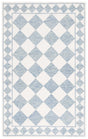 Safavieh Ebony 4'-0" x 6'-0" Rug in Blue / Ivory