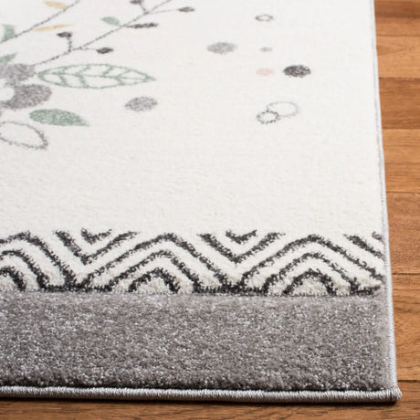 Safavieh Carousel Kids 100 4'-0" x 6'-0" Rug in Ivory / Pink