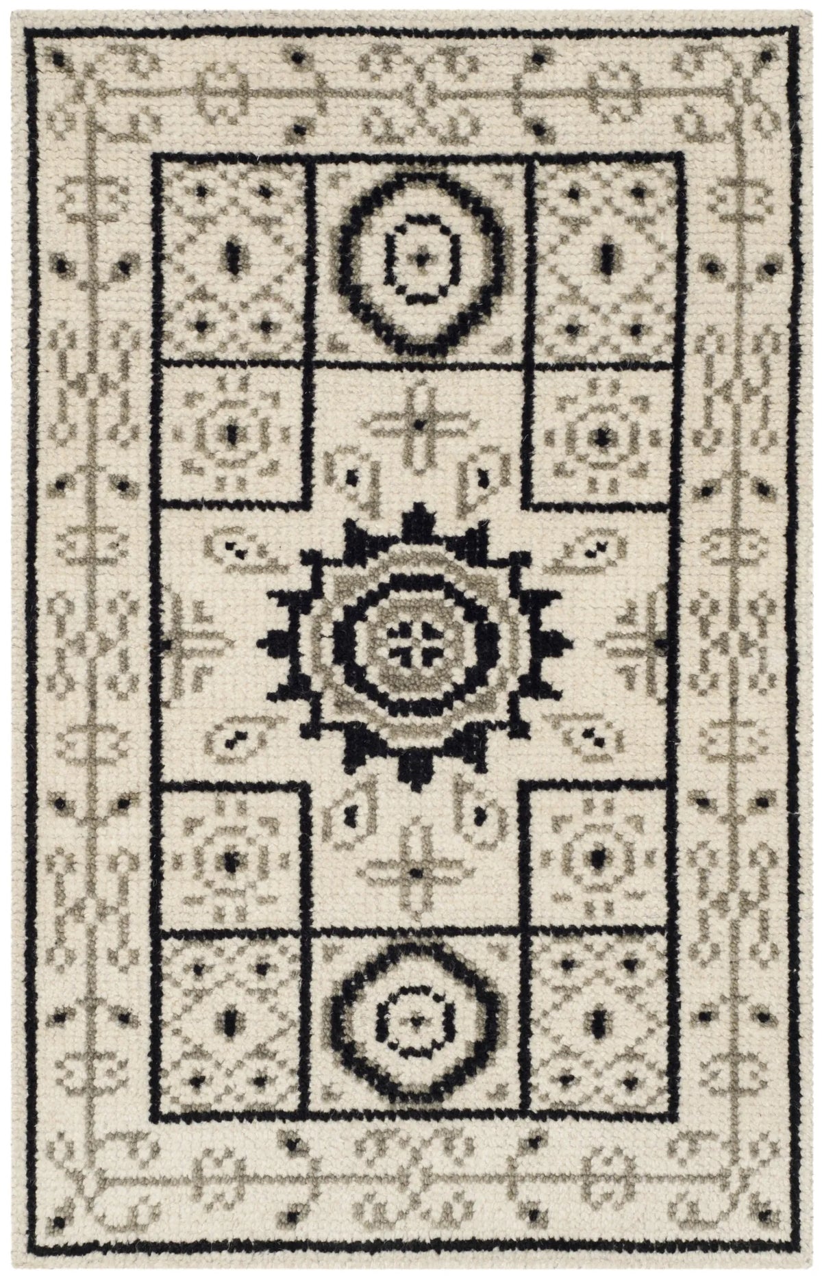 Safavieh Kenya 2'-0" x 3'-0" Rug in Ivory / Grey