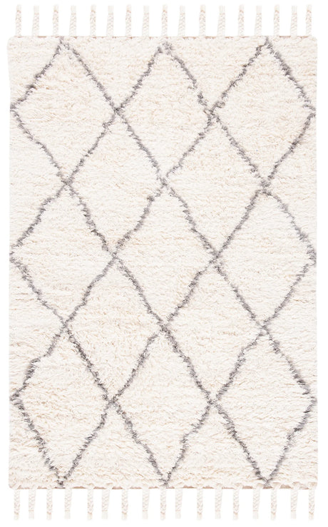 Safavieh Casablanca 4'-0" x 6'-0" Rug in Grey / Ivory