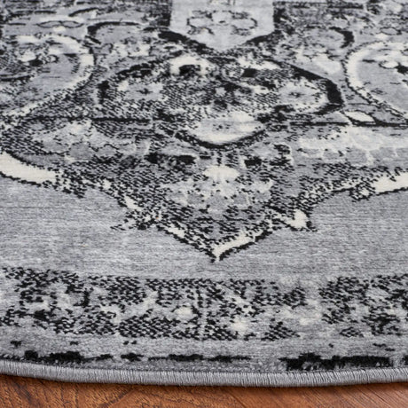 Safavieh Brentwood 6'-7" x 6'-7" Rug in Silver / Black