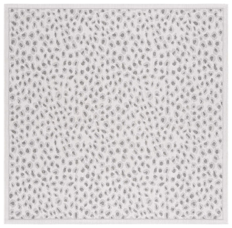 Safavieh Courtyard 6'-7" x 6'-7" Rug in Ivory / Grey