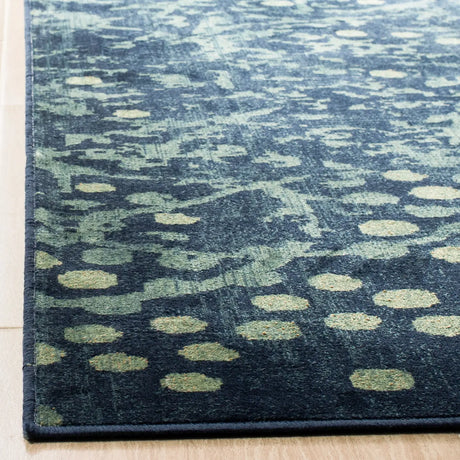 Safavieh Constellation Vintage 4'-0" x 5'-7" Rug in Blue / Multi