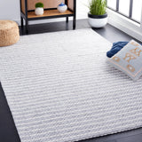 Safavieh Marbella 4'-0" x 6'-0" Rug in Grey / Ivory