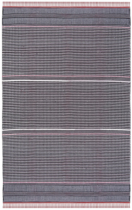 Safavieh Montauk 5'-0" x 8'-0" Rug in Red / Multi