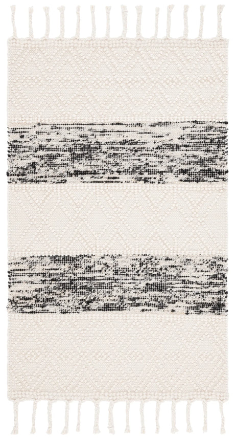 Safavieh Natura 3'-0" x 5'-0" Rug in Ivory / Black