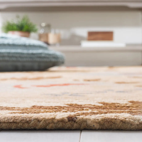 Safavieh Blossom 4'-0" x 6'-0" Rug in Beige / Multi