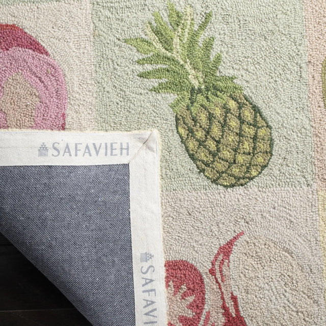 Safavieh Chelsea 3'-9" x 5'-9" Rug in Ivory