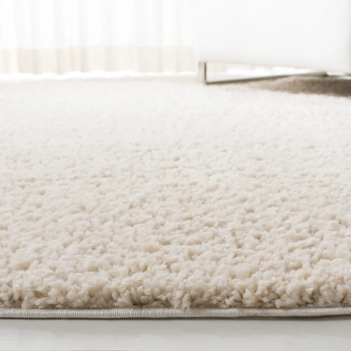 Safavieh August Shag 900 10'-0" x 10'-0" Rug in Ivory