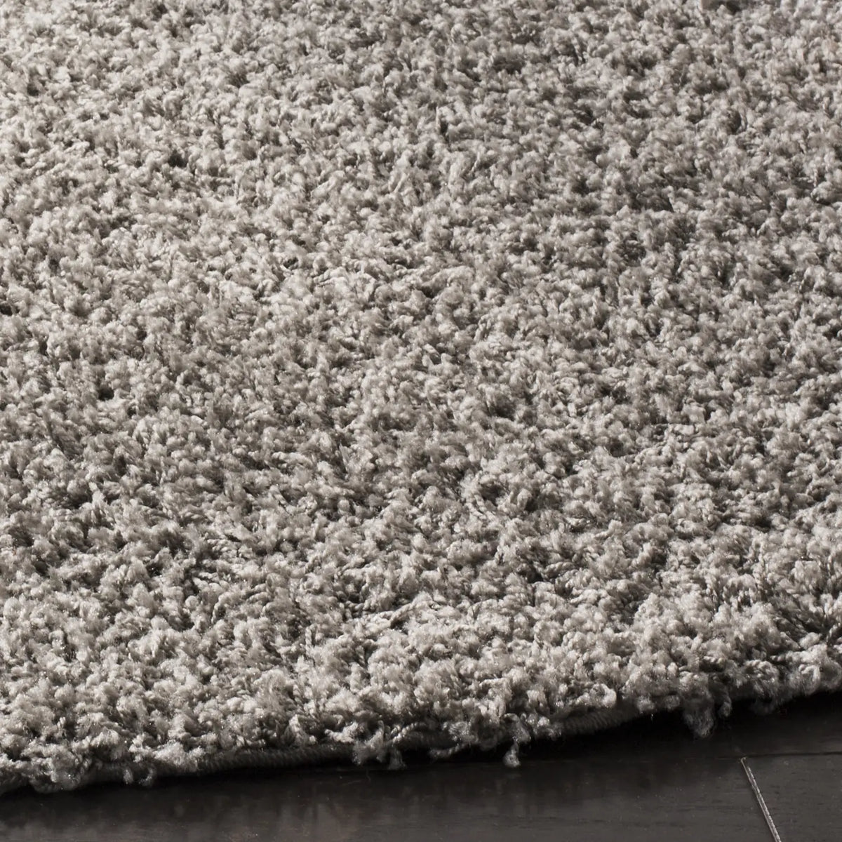 Safavieh Sga-Athens Shag 6'-7" x 6'-7" Rug in Light Grey