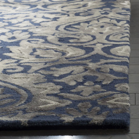 Safavieh Dip Dye 5'-0" x 8'-0" Rug in Navy / Grey