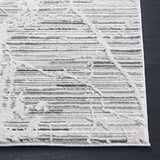 Safavieh Vogue 4'-0" x 6'-0" Rug in Beige / Grey