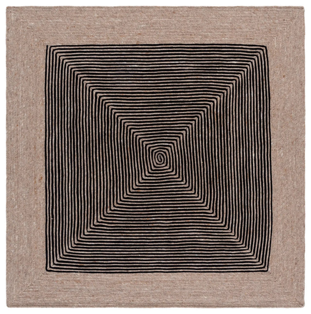 Safavieh Braided 6'-0" x 6'-0" Rug in Beige / Black