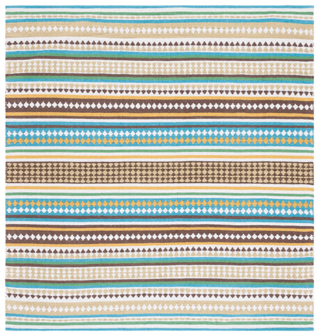 Safavieh Montauk 6'-0" x 6'-0" Rug in Light Blue / Ivory