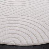 Safavieh Faux Rabbit Fur  800 6'-0" x 6'-0" Rug in Ivory