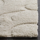 Safavieh Florida Shag 5'-3" x 7'-6" Rug in Creme / Creme
