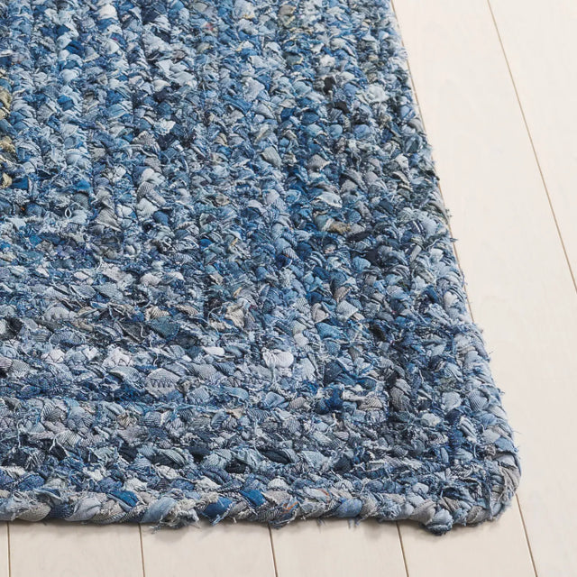 Safavieh Braided 4'-0" x 6'-0" Rug in Denim / Blue