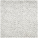 Safavieh Adirondack 6'-0" x 6'-0" Rug in Ivory / Charcoal