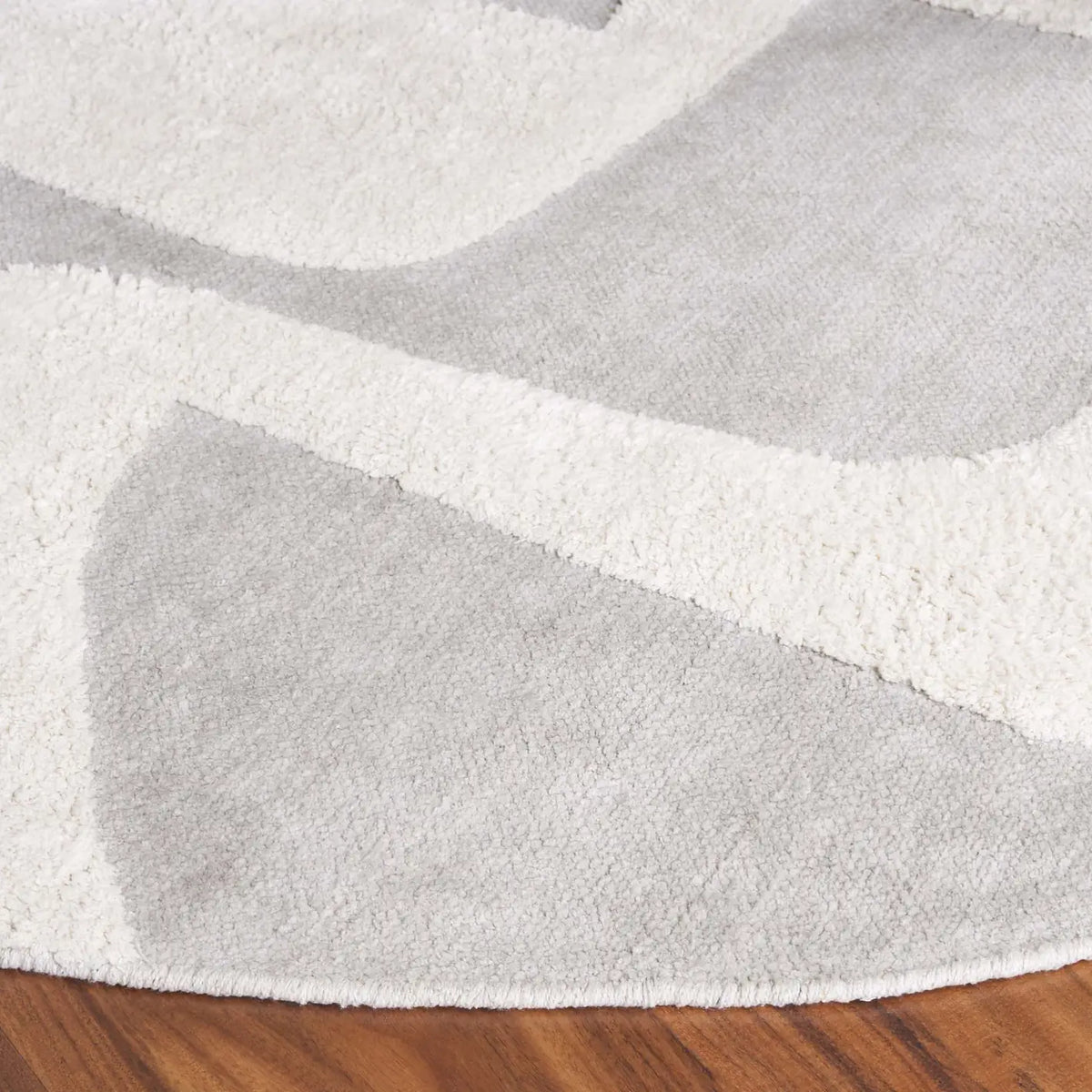 Safavieh Casablanca 6'-0" x 6'-0" Rug in Grey / Ivory