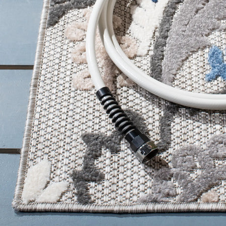 Safavieh Cabana 4'-5" x 6'-5" Rug in Grey / Blue
