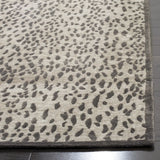 Safavieh Marbella 5'-0" x 8'-0" Rug in Light Grey / Dark Grey