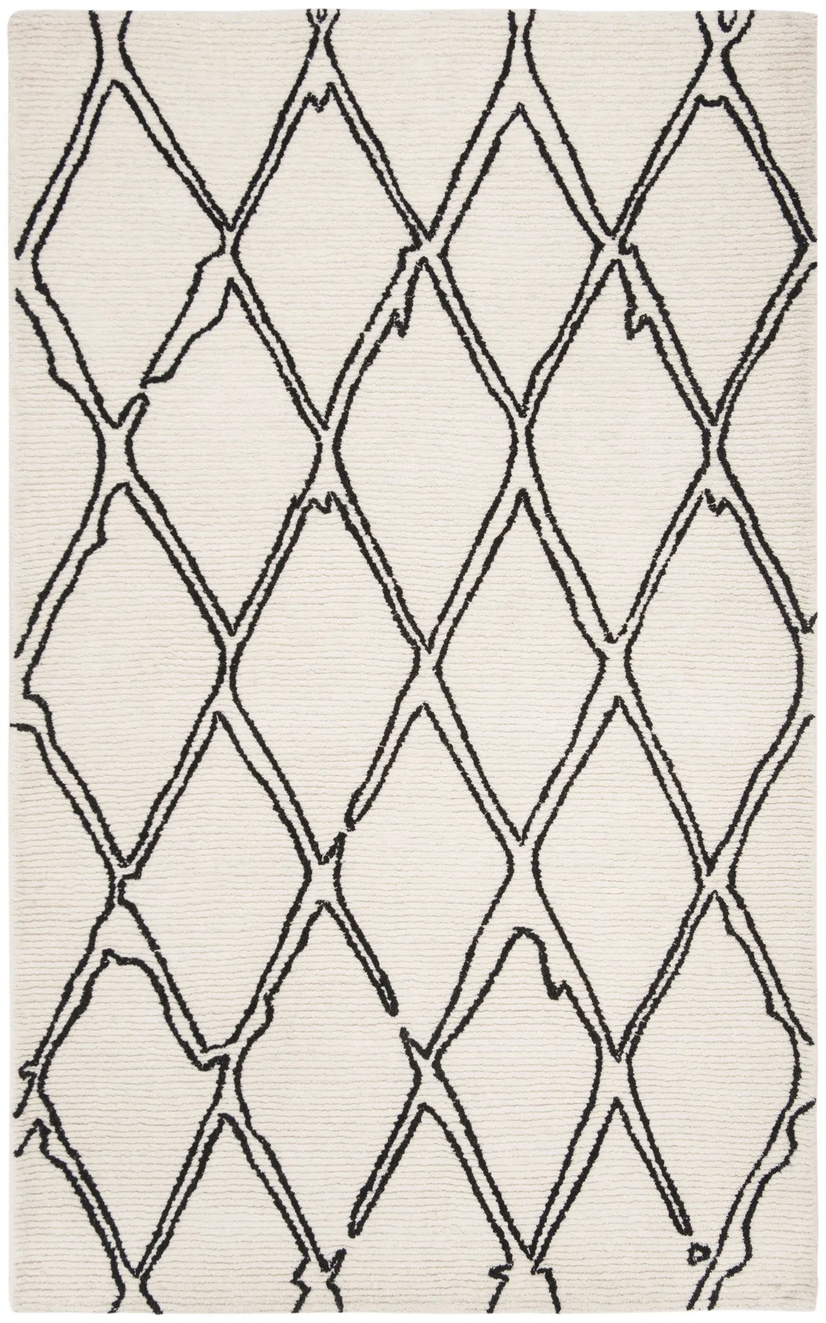 Safavieh Casablanca 5'-0" x 8'-0" Rug in Ivory / Black