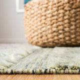 Safavieh Casablanca 5'-0" x 8'-0" Rug in Turquoise / Pink
