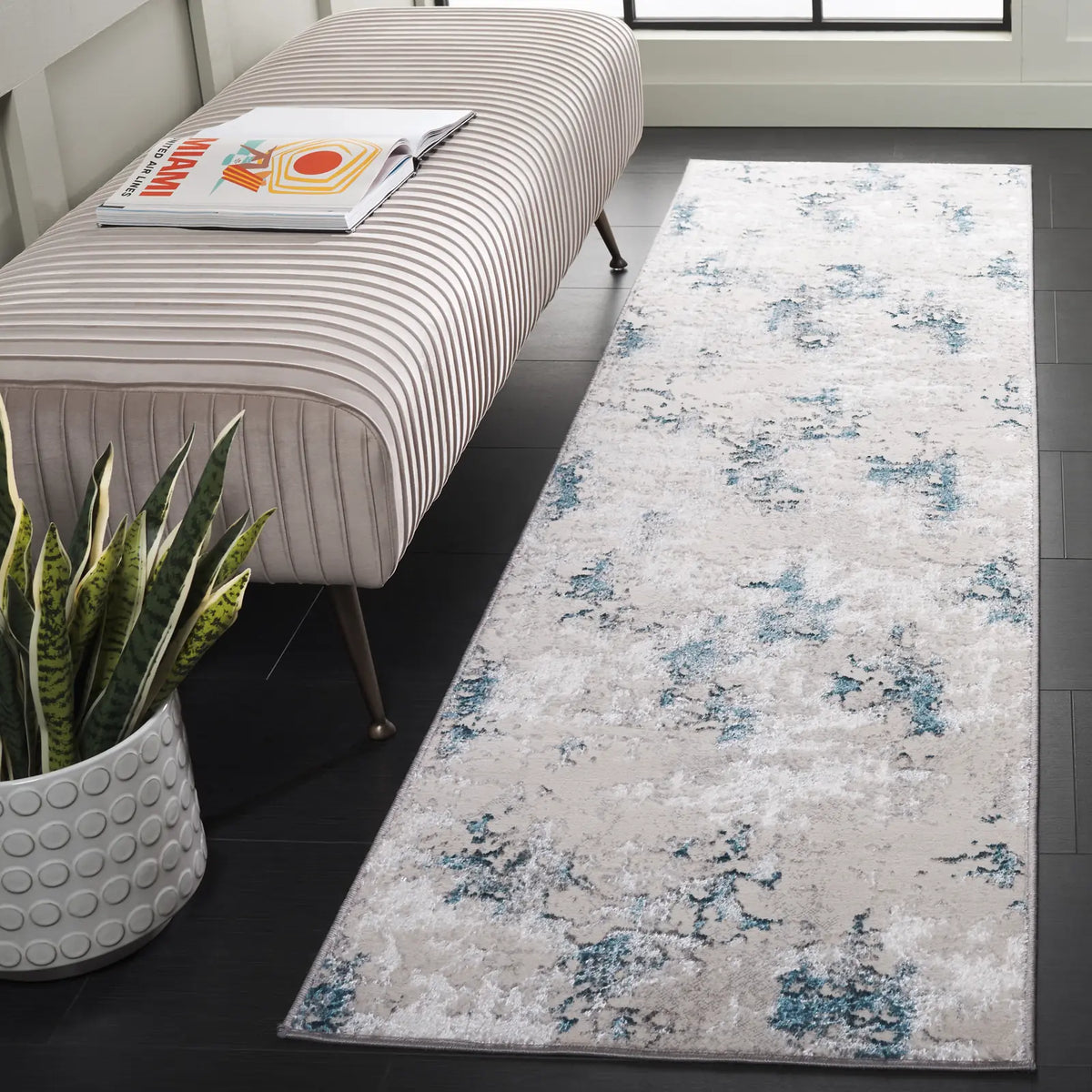 Safavieh Orchard 2'-2" x 8'-0" Rug in Grey / Blue