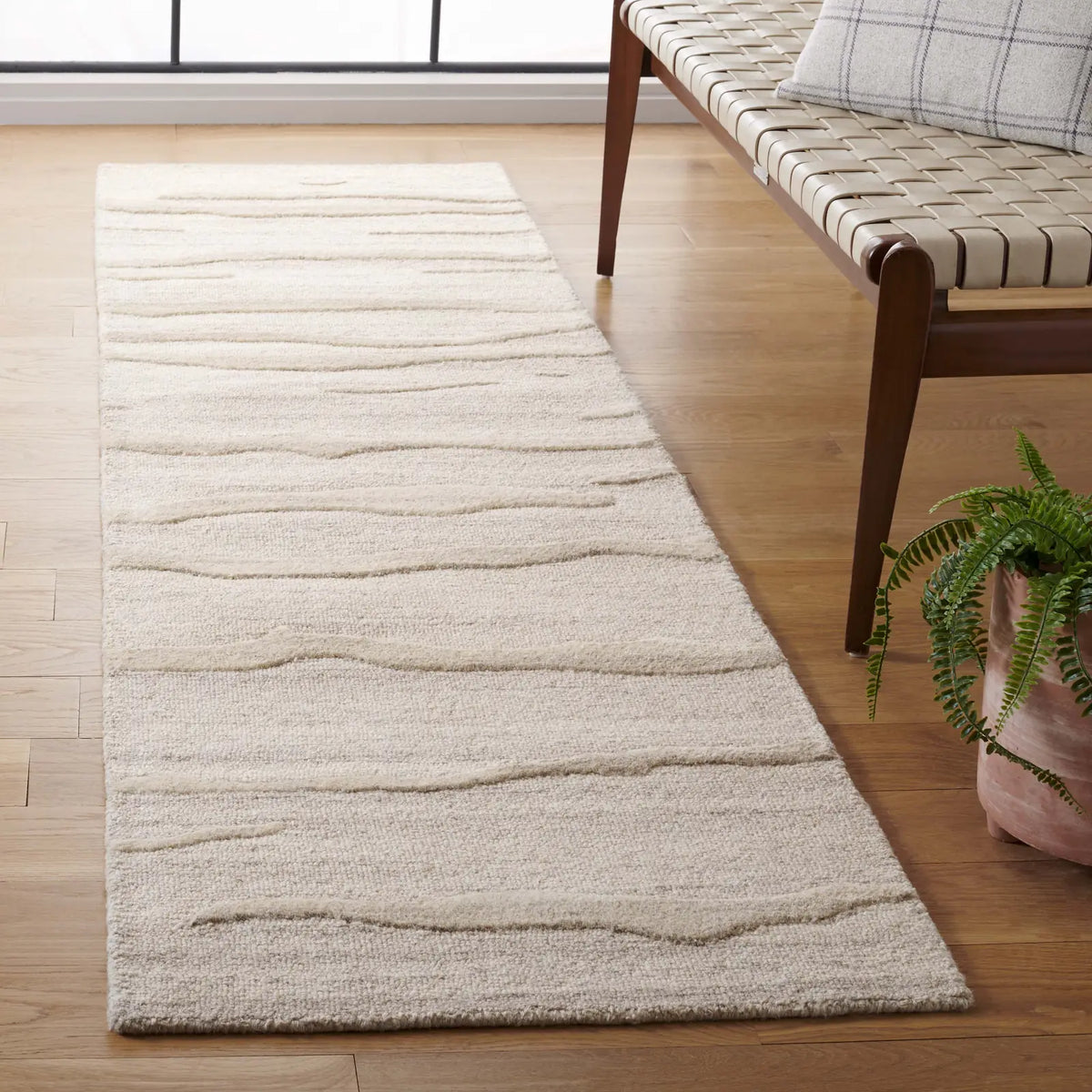 Safavieh Abstract 2'-3" x 8'-0" Rug in Beige
